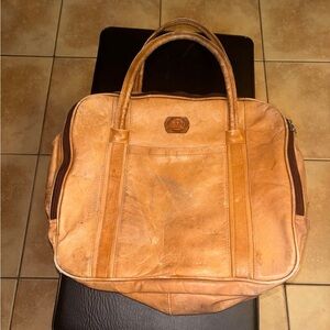 Elegant Tan Leather Bag for Men or women